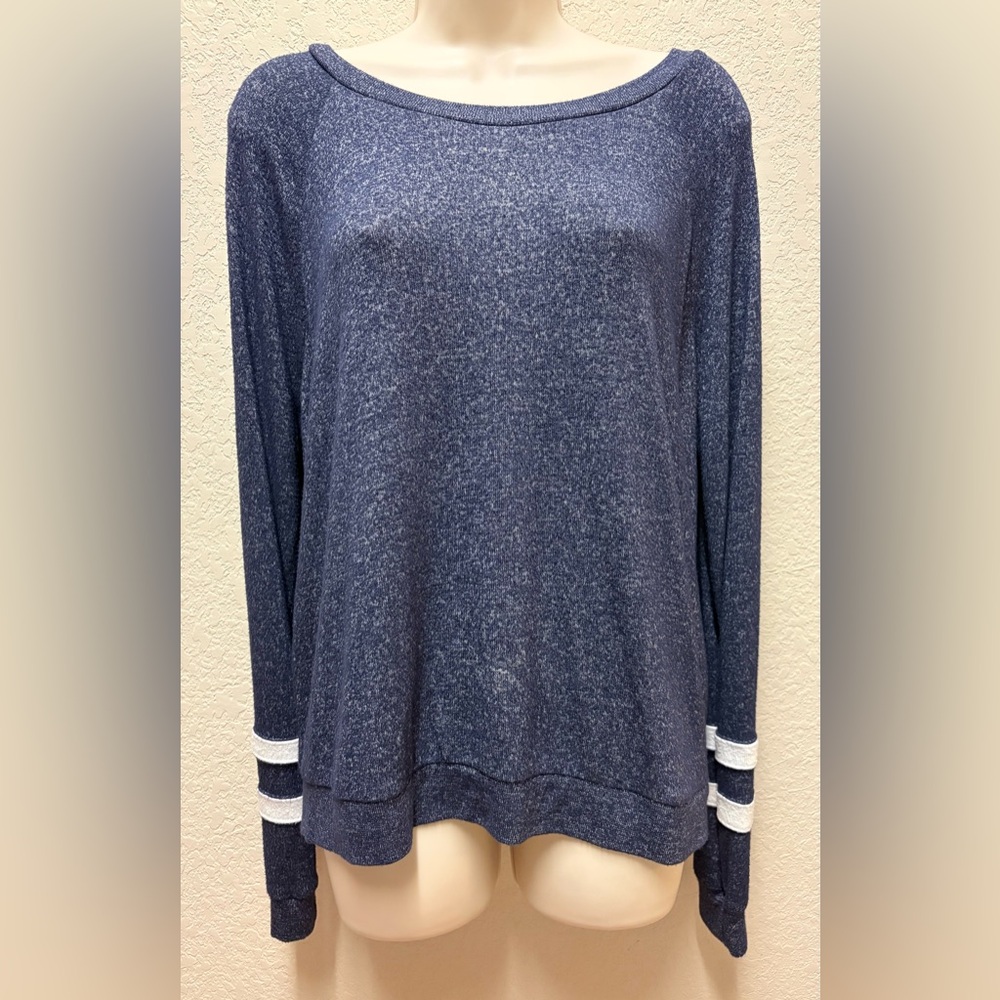 Make + Model Navy Lightweight Sweatshirt with athletic varsity white stripes SzL
